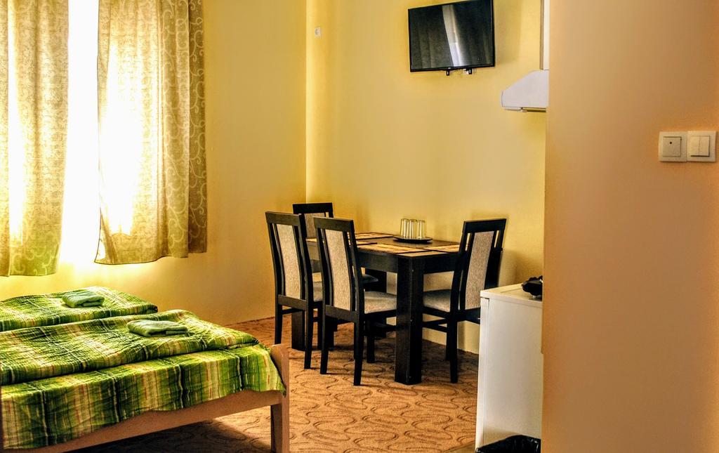 Hotel Eco Rural Tourism Association Skorenovac Exterior foto
